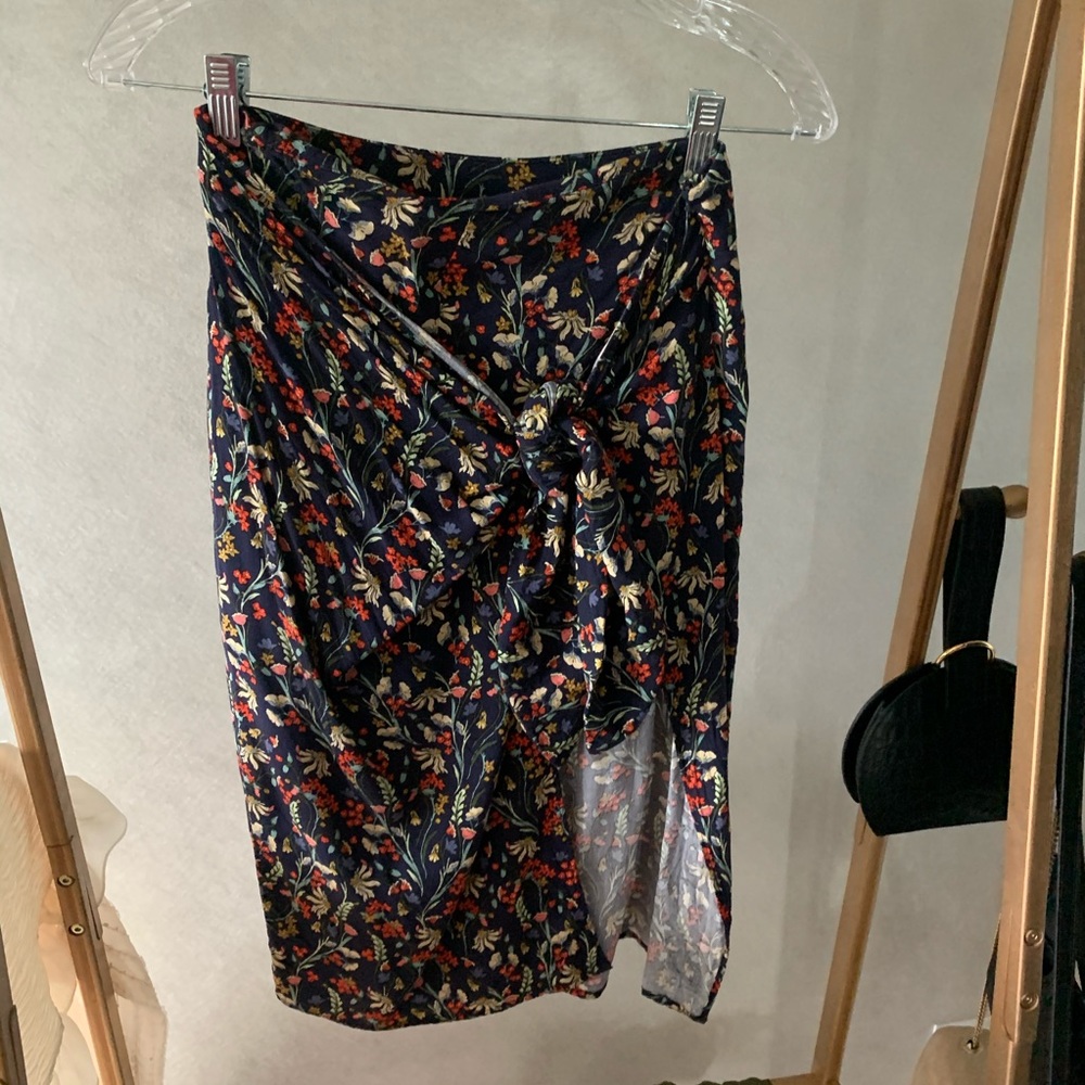 Wrap around skirt
